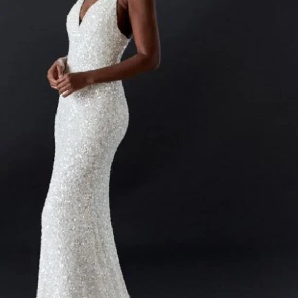 Brand New Size 4 Lotus Threads Brilliance Beaded Crystal Wedding Gown $2200!! - Picture 1 of 4
